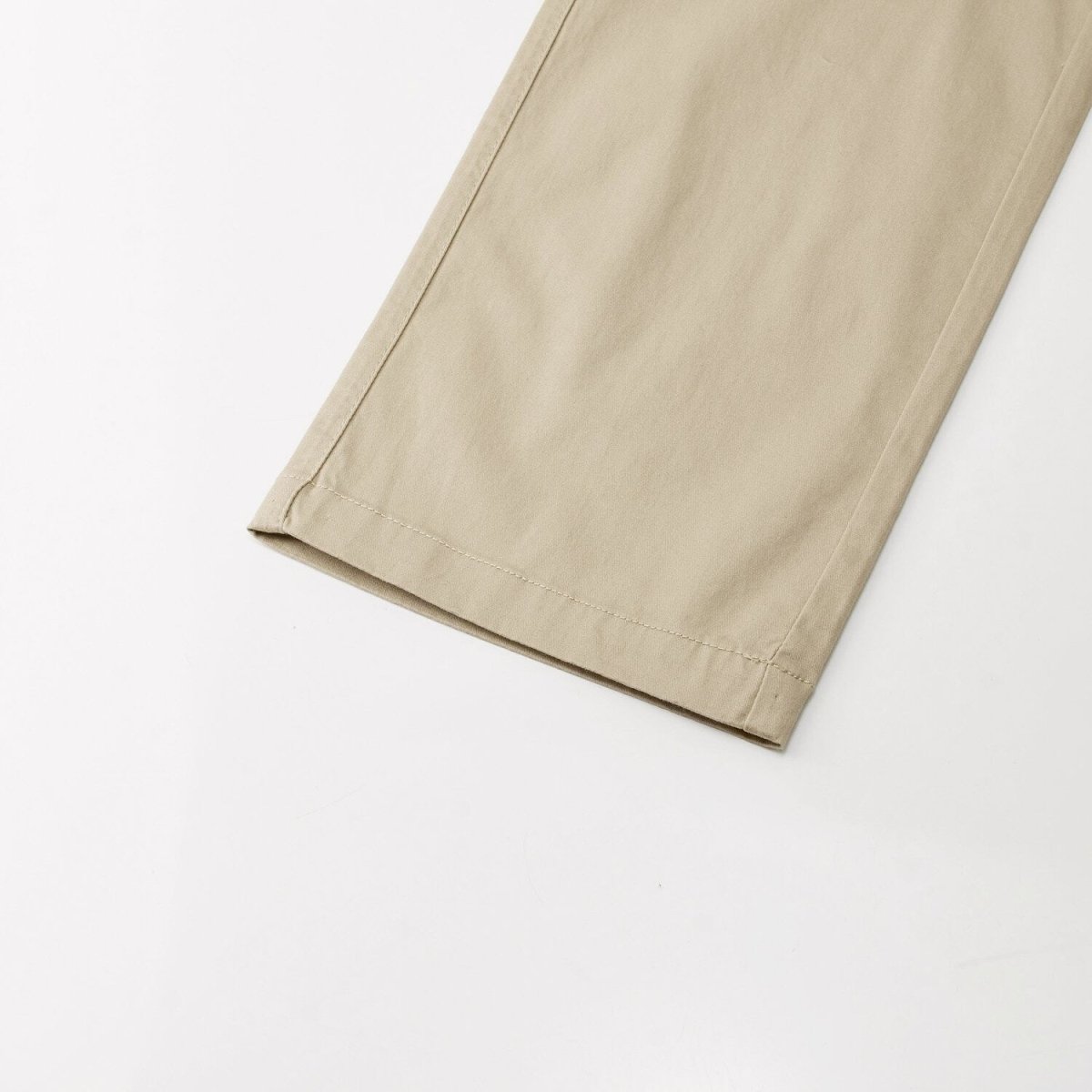 Men's Lightweight Slim Tapered Khakis 29 - Shop Giordano