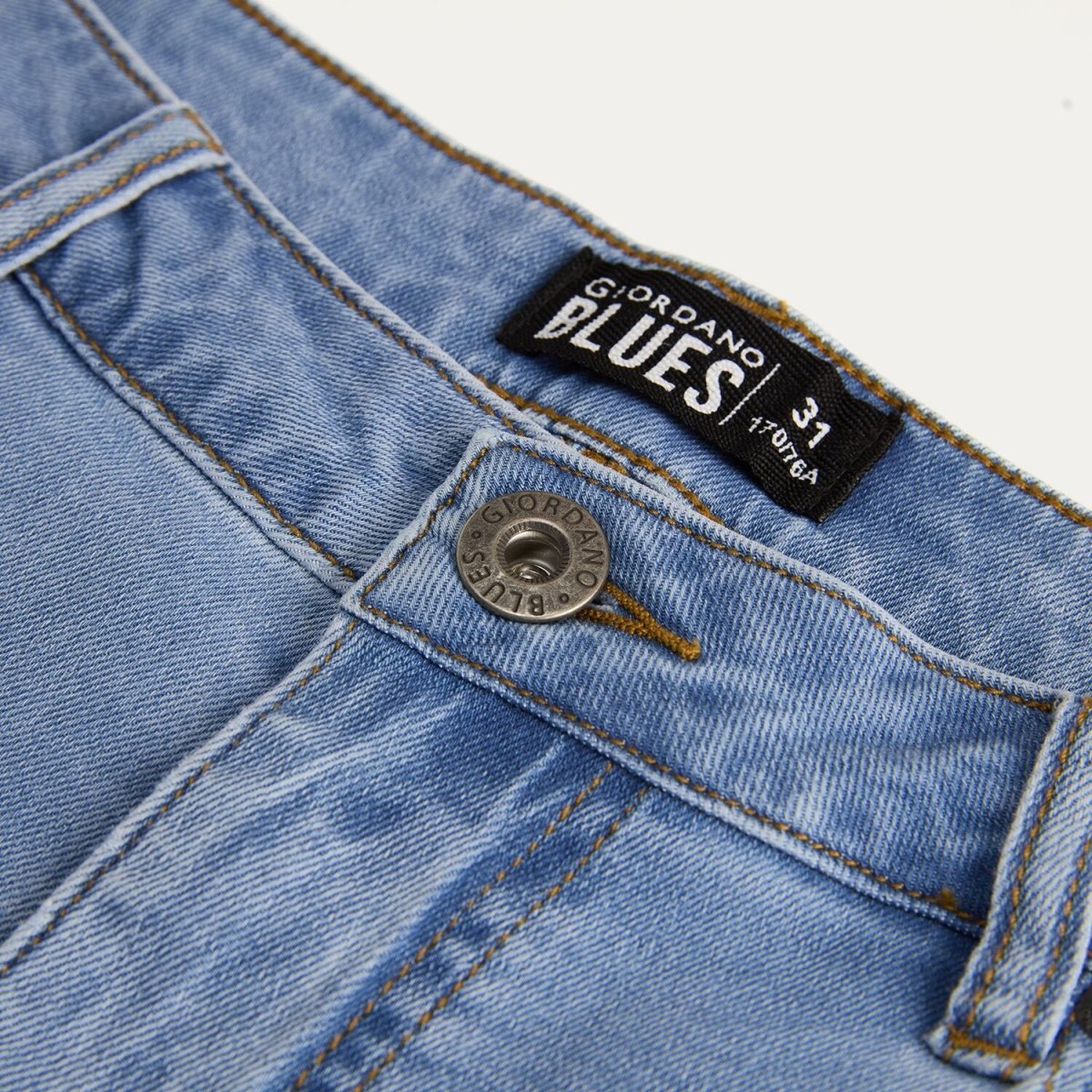 Men's Mid - Rise Regular Fit Denim Jeans 31 - Shop Giordano