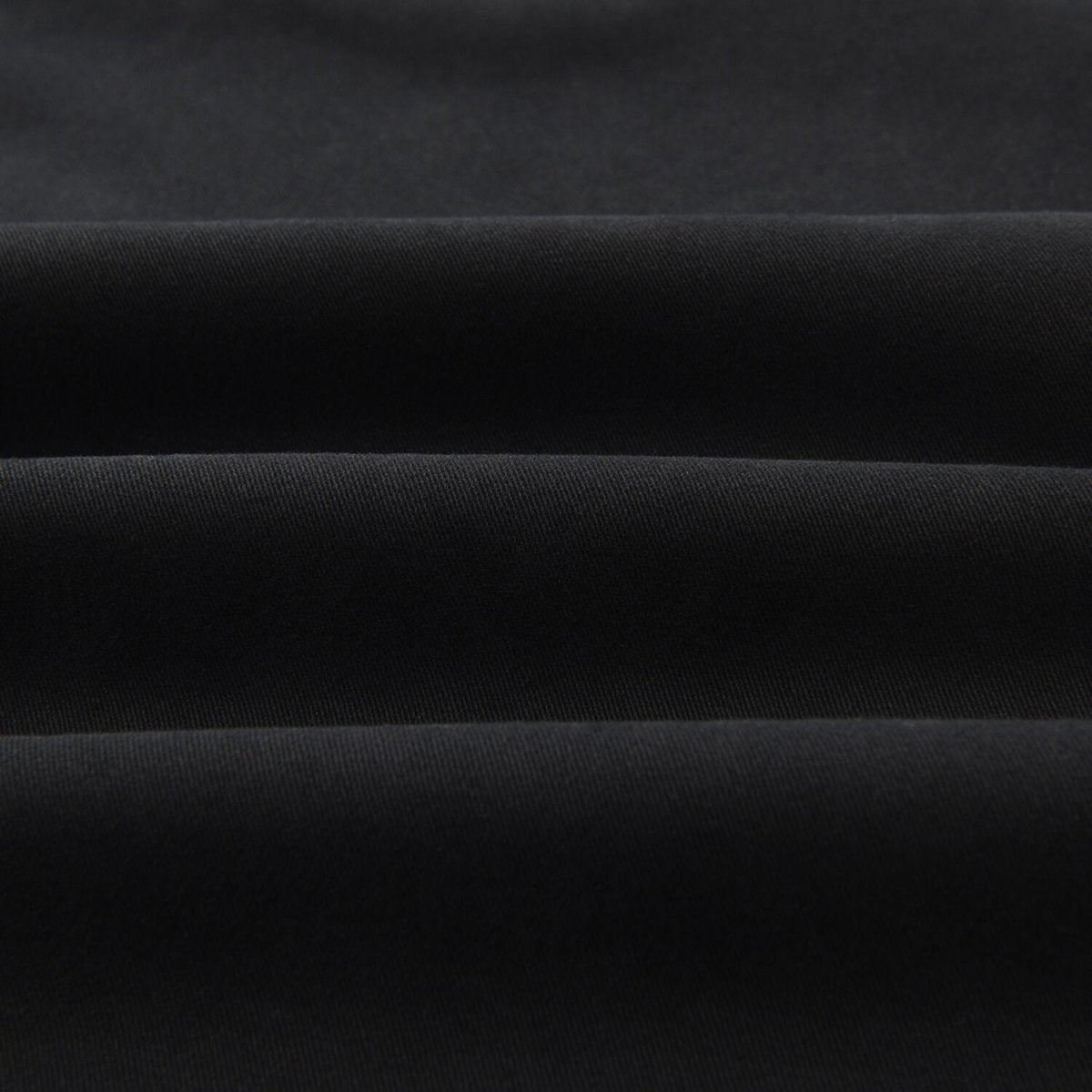 Men's Mid - Rise Relaxed Fit Cotton Stretch Twill Khakis S - Shop Giordano