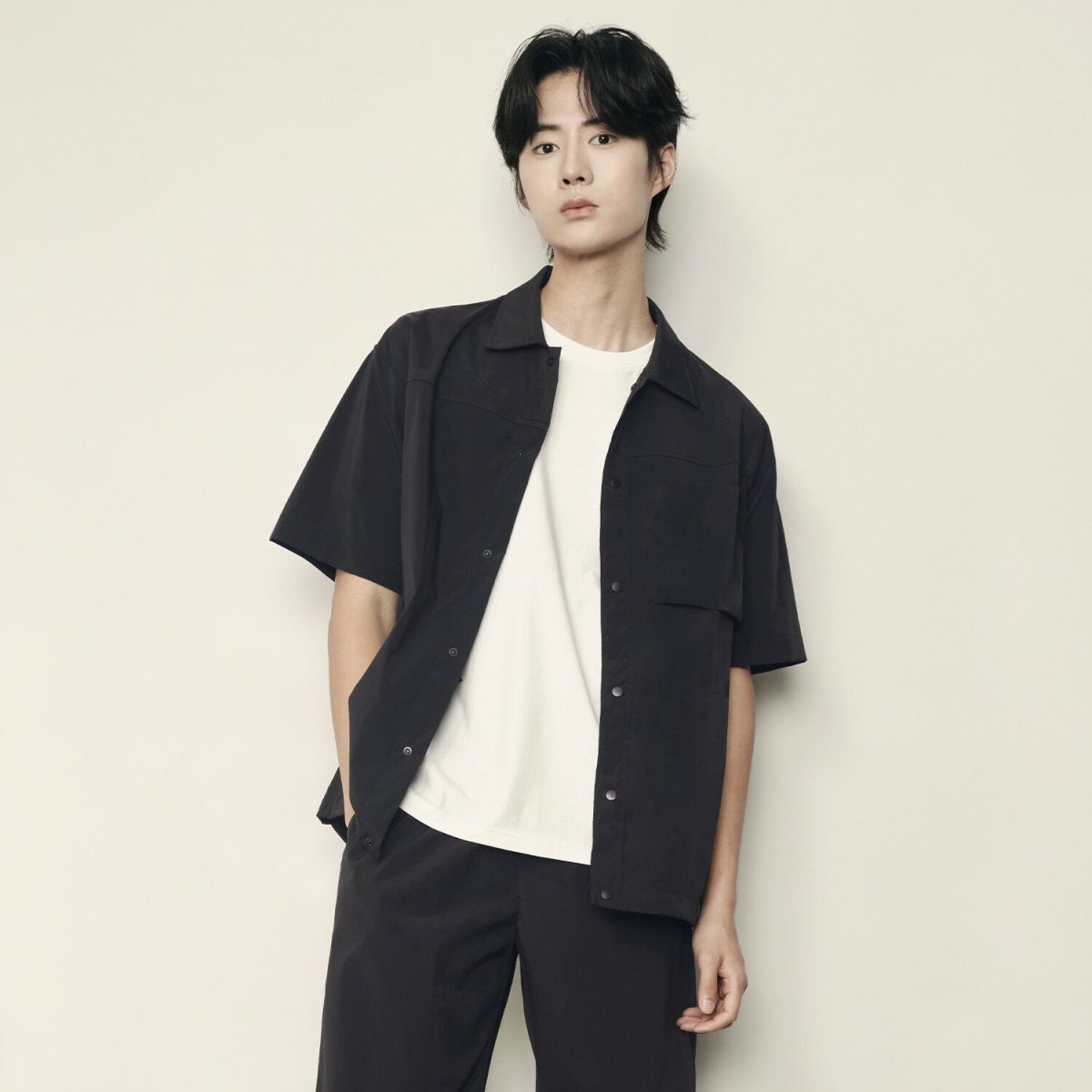 Men’S Nylon Stretch Short Sleeve Shirt – Lightweight & Water - Resistant | Korea Collection - Giordano