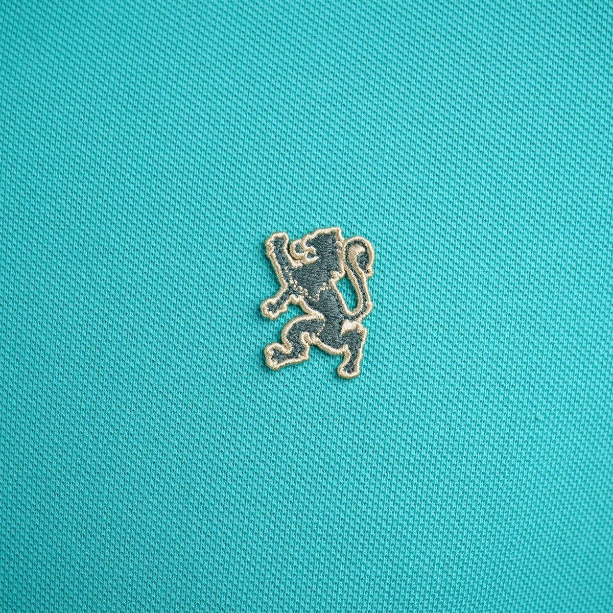 Men's Performance Slim Fit Lion Embroidery Solid Polo - Giordano