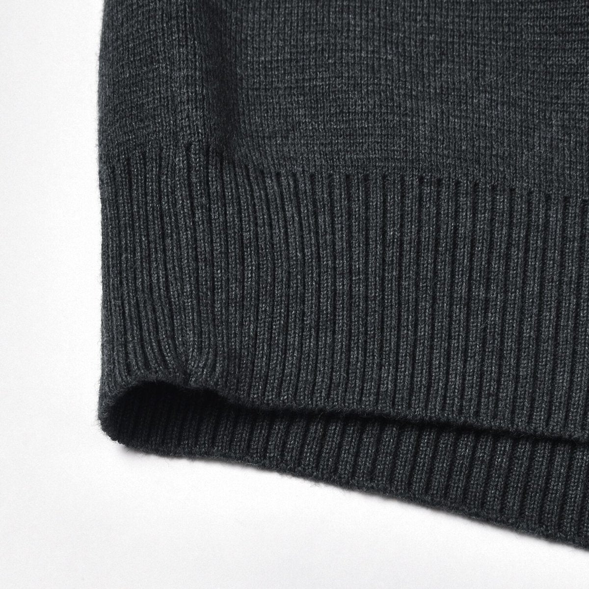 Men’S Relaxed Fit Mock Neck Half - Zip Textured Sweater S - Shop Giordano