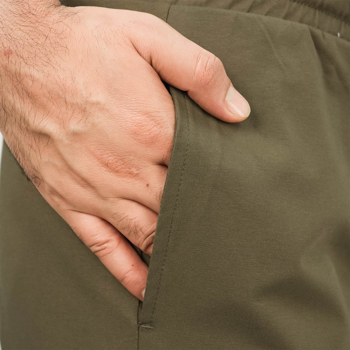 Men's Relaxed Tapered Fit Joggers - Giordano