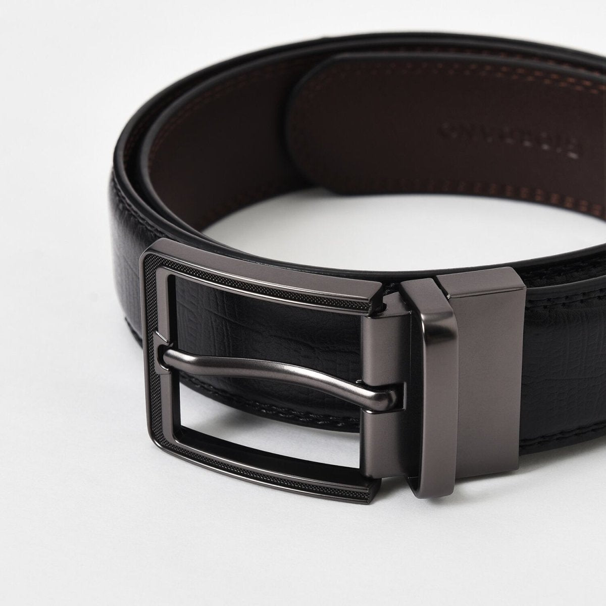 Giordano Men's Reversible Leather Belt With Classic Buckle - Premium Belts