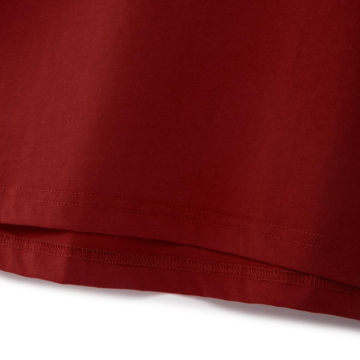 Giordano Men's Slim Fit Cotton Jersey Signature Print Tee - Premium Print Tee