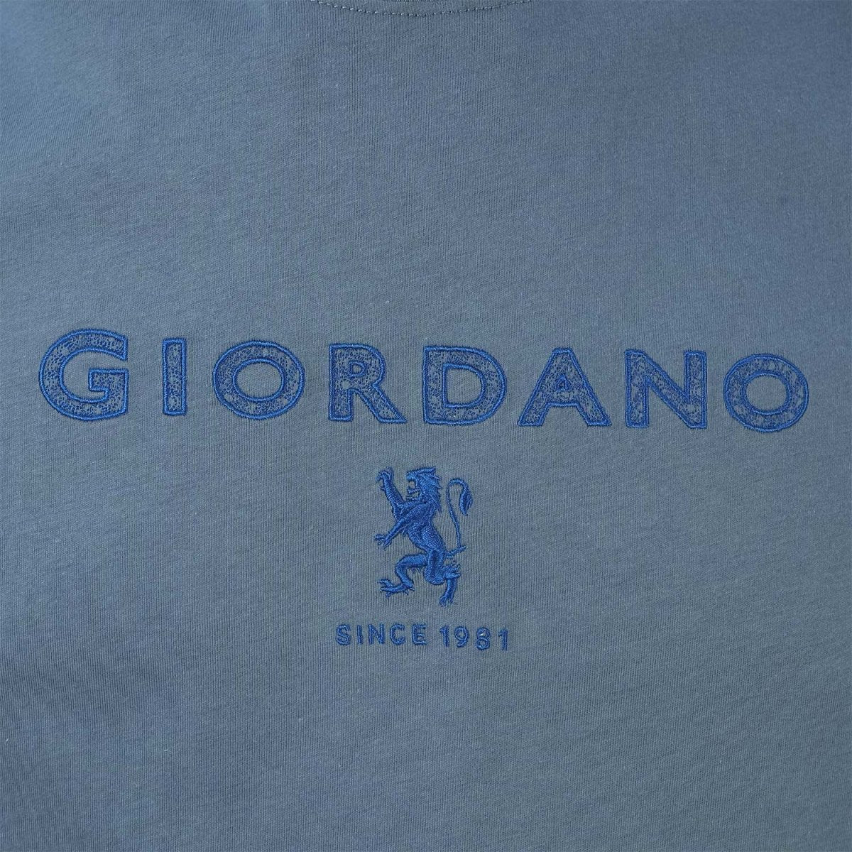 Giordano Men's Slim Fit Cotton Jersey Signature Print Tee - Premium Print Tee