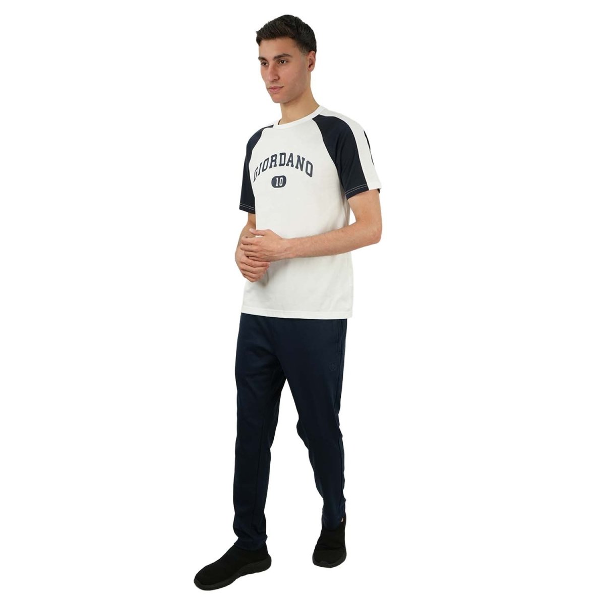 Giordano Men's Slim Fit Cotton Jersey Tee | Signature Print & Comfort - Premium Print Tee