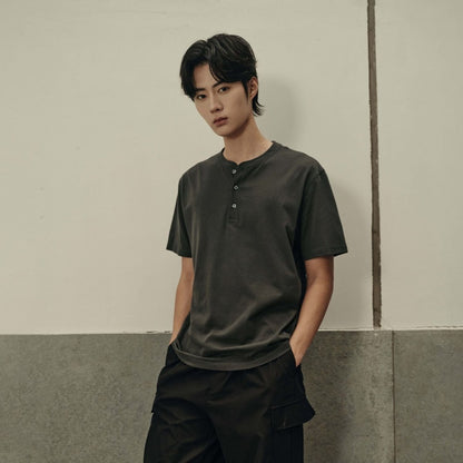 Men’S Slim Fit Crew Neck Tee – Lightweight & Everyday Essential | Korea Collection - Giordano