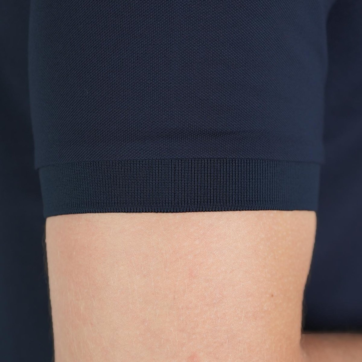 Men's Slim Fit Embossed Pique Polo| Silk Touch Series S - Shop Giordano