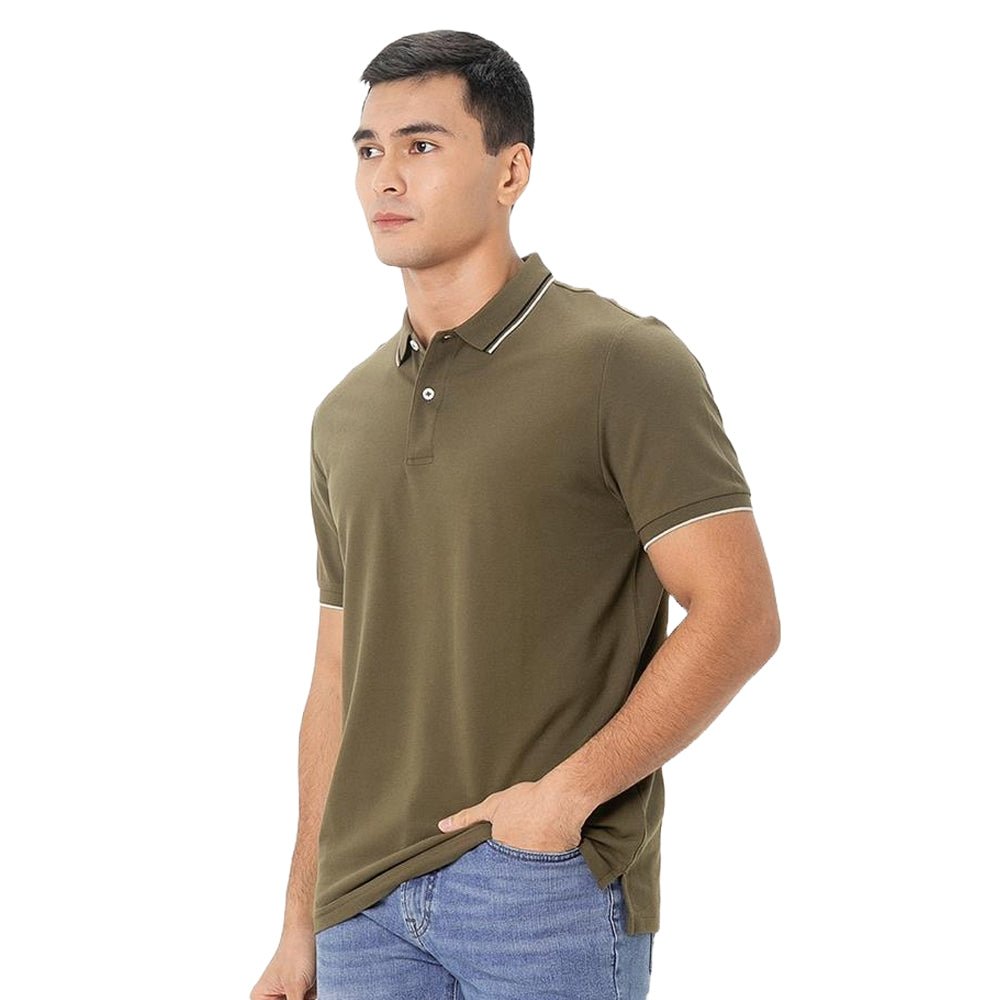 Men's Slim Fit Pique Polo: Elevated Comfort, Modern Style - Giordano