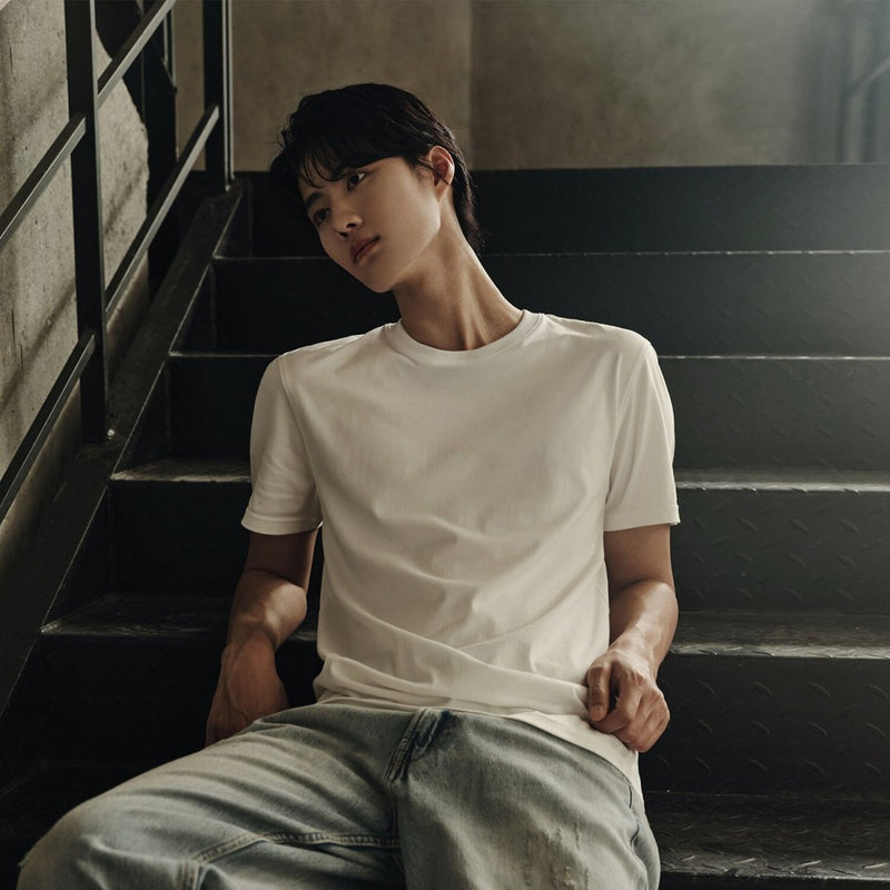 Giordano Men's Slim Fit Tee –Lightweight & Everyday Comfort | Korea Collection - Premium Tee