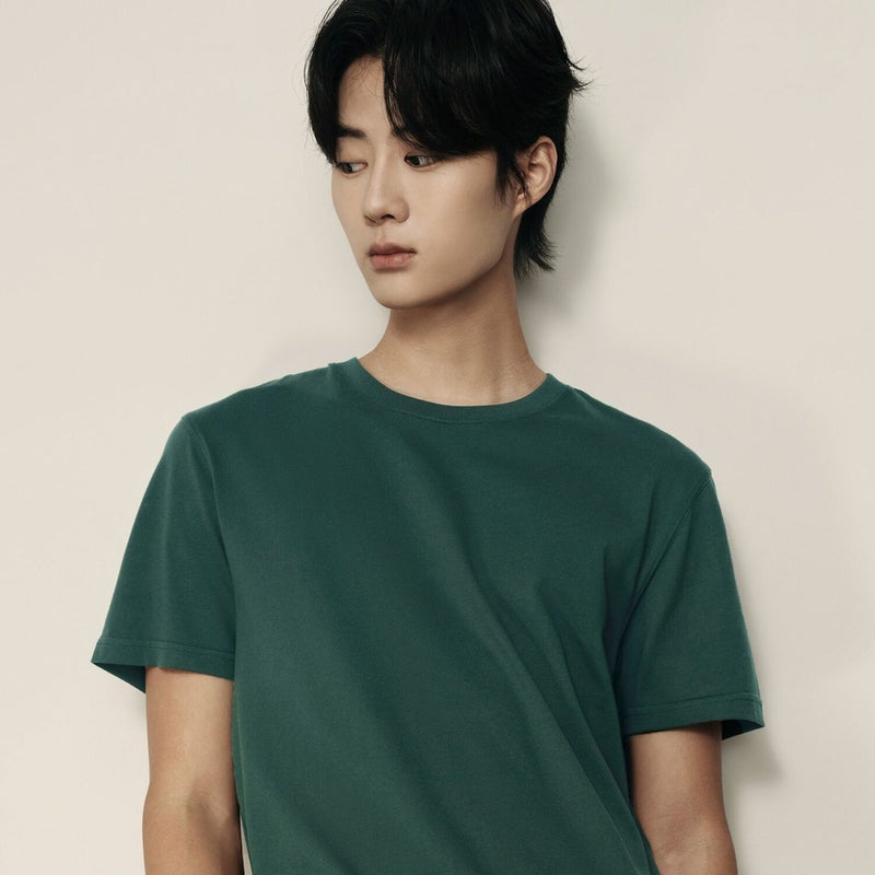 Giordano Men's Slim Fit Tee –Lightweight & Everyday Comfort | Korea Collection - Premium Tee