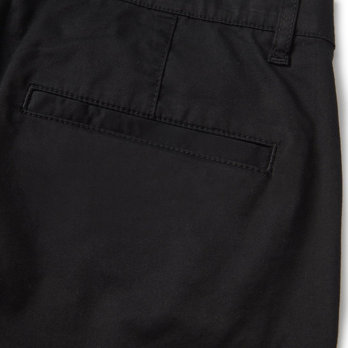 Men's Slim Fit Twill Bermuda Shorts - Giordano