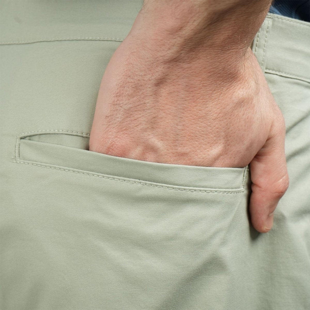 Men's Slim Fit Twill Bermuda Shorts - Giordano