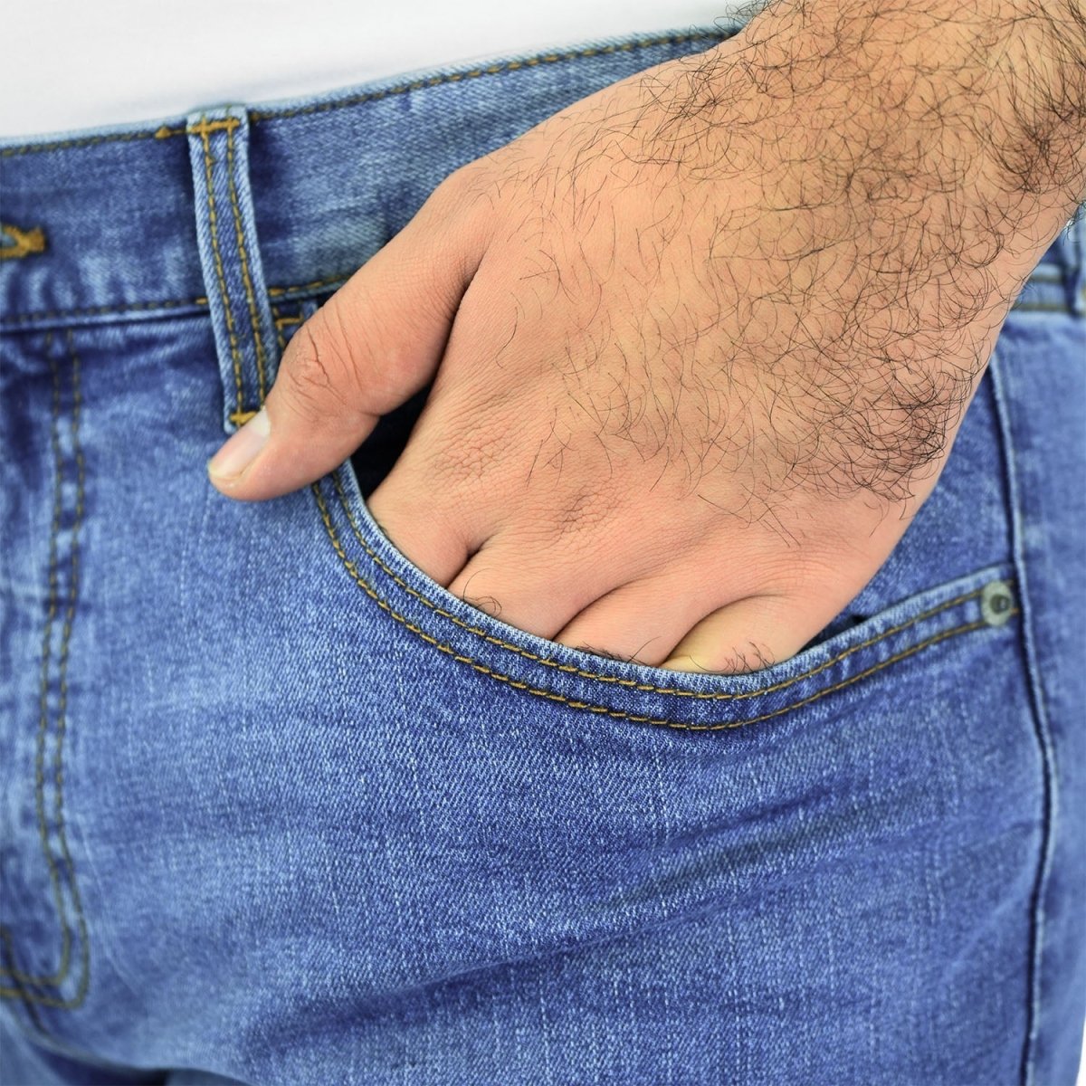Giordano Men's Stretch Denim Skinny Tapered Jeans - Premium Jeans