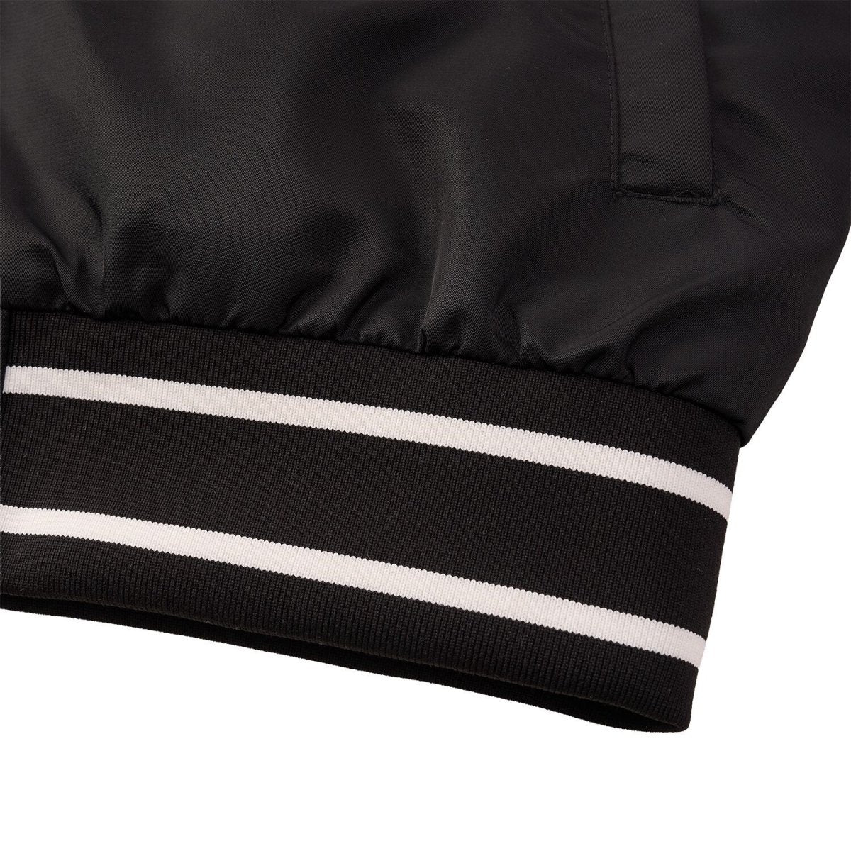 Men's Tom & Jerry Quilted Nylon Jacket M - Shop Giordano