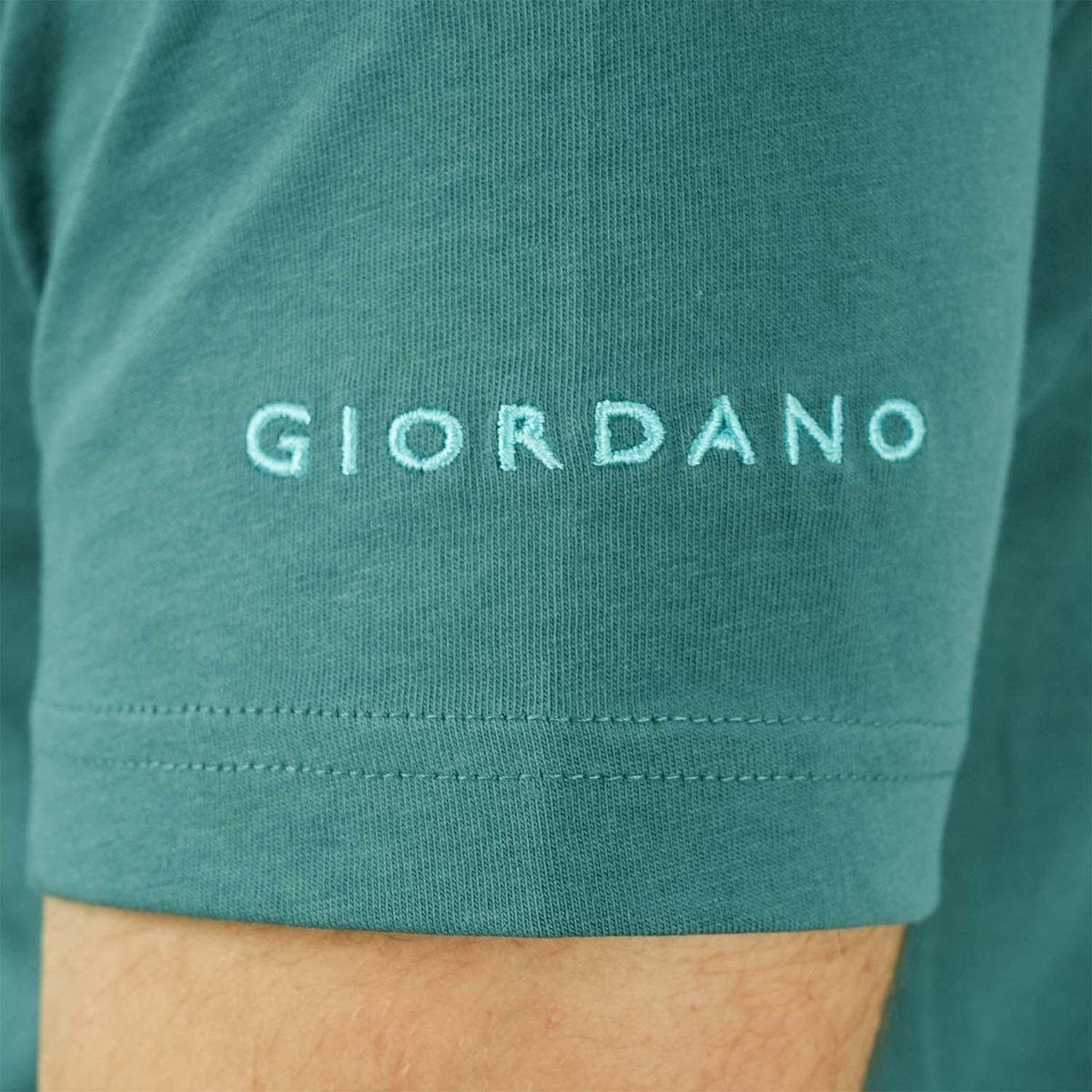 Giordano Men's World Without Strangers Print Tee - Slim Fit, Crew Neck, Cotton - Premium Print Tee
