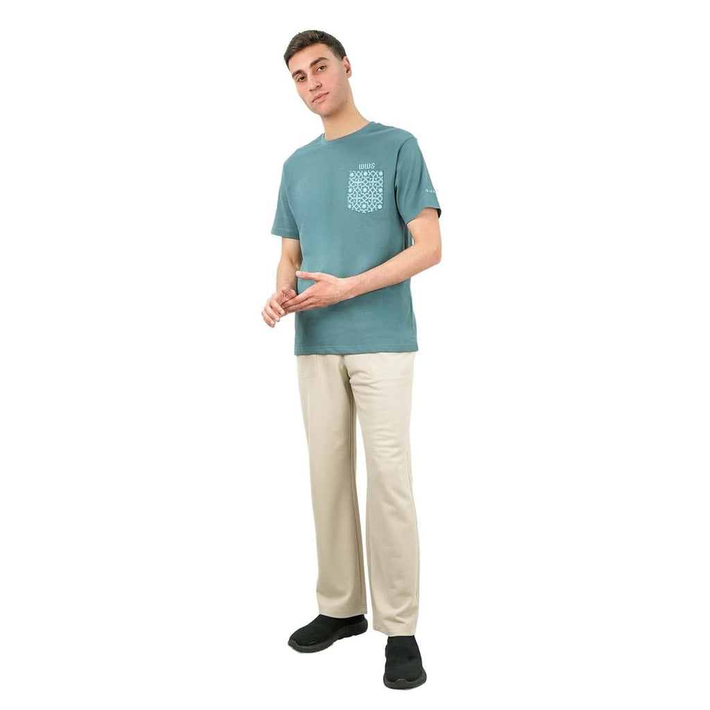 Men's World Without Strangers Print Tee - Slim Fit, Crew Neck, Cotton S - Shop Giordano
