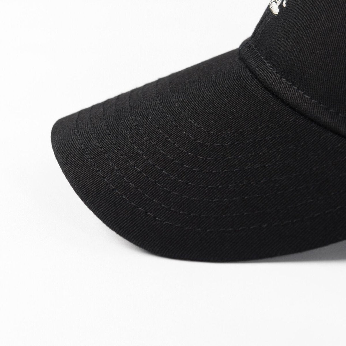 Giordano Peanuts Snoopy Cotton Twill Cap - Premium Cap
