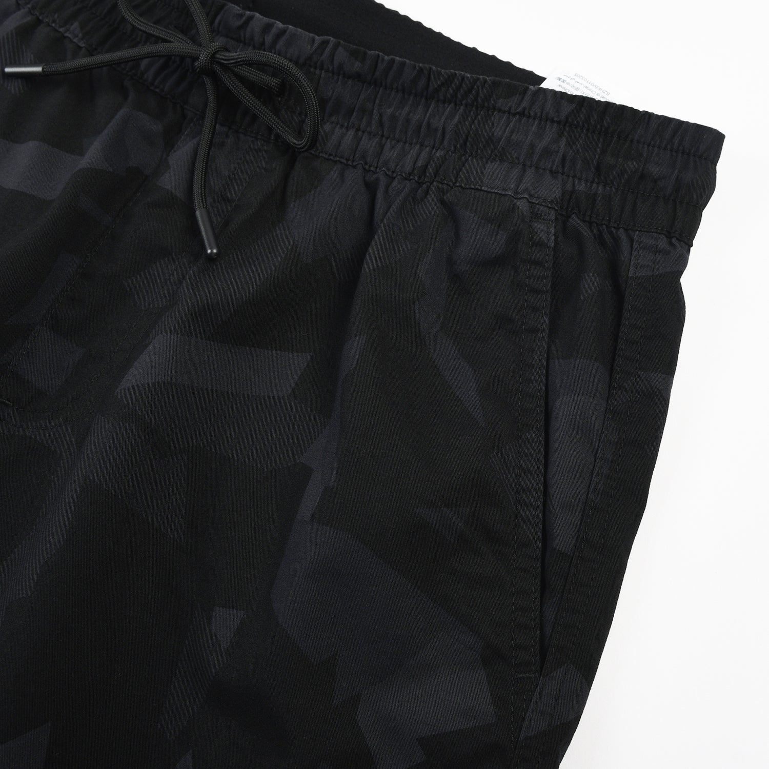 Men's Cotton Twill Bermuda Shorts - Comfort & Style