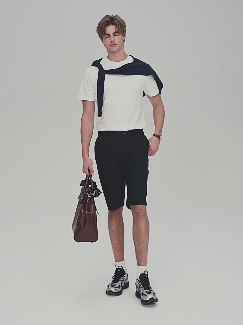 Men's Slim Twill Bermuda Shorts With Stretch Waist