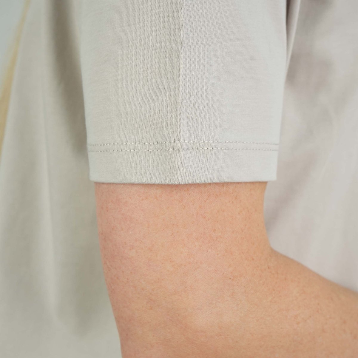 Women's City Wander Printed Tee | Boyfriend Fit Crew Neck S - Shop Giordano