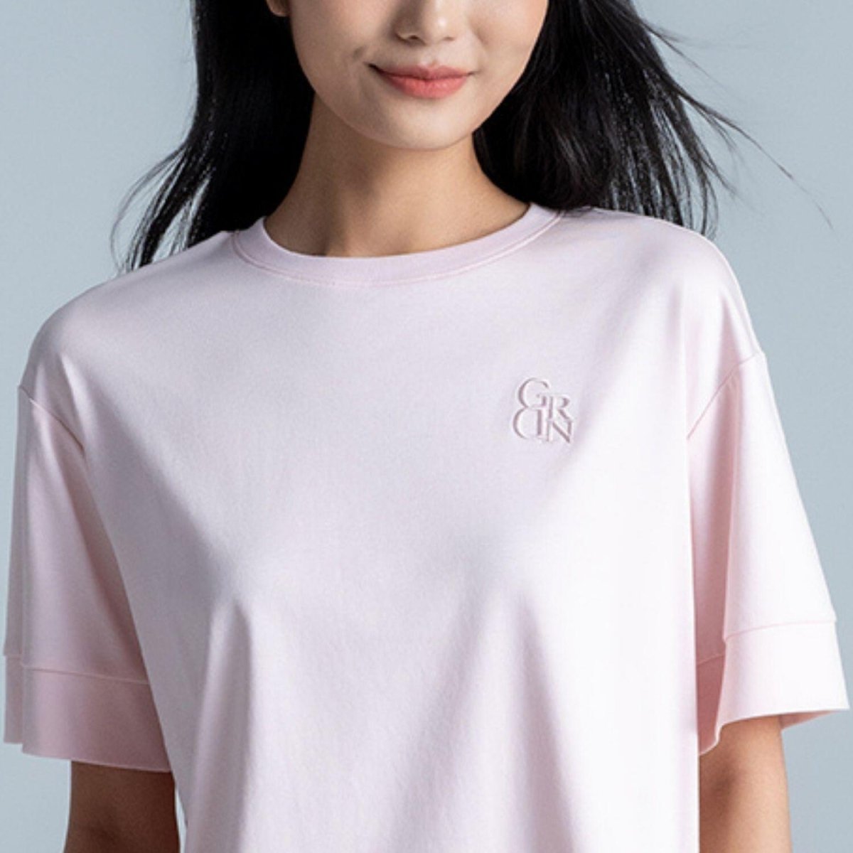 Women's Liquid Touch Embroidered Cotton Tee - Giordano