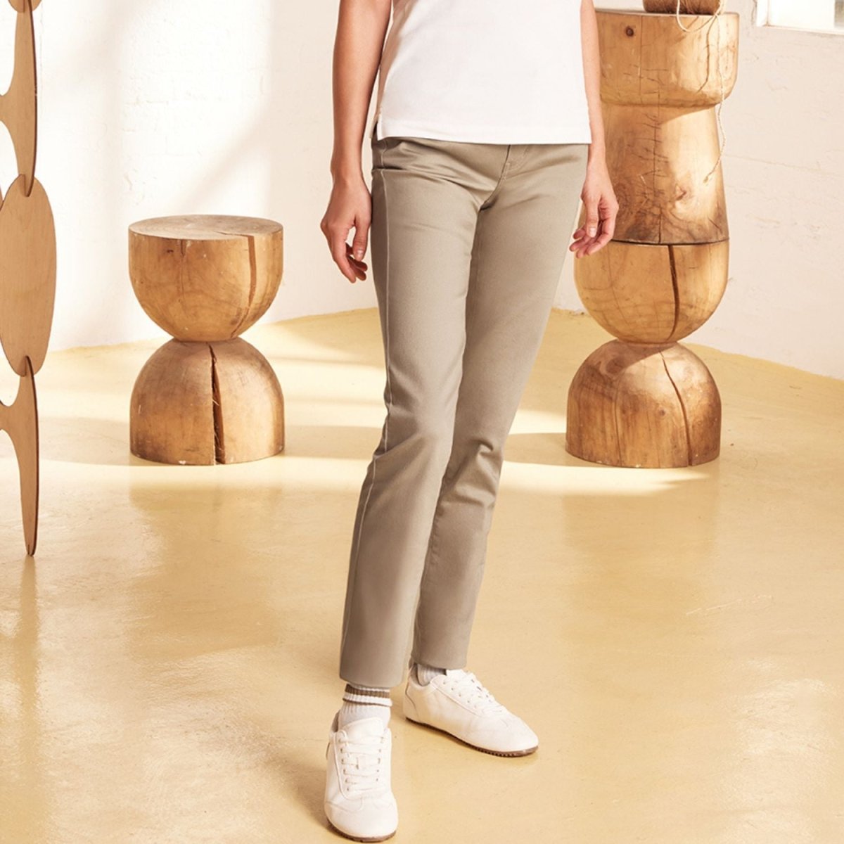 Women's Mid - Rise Slim Tapered Pants - Giordano