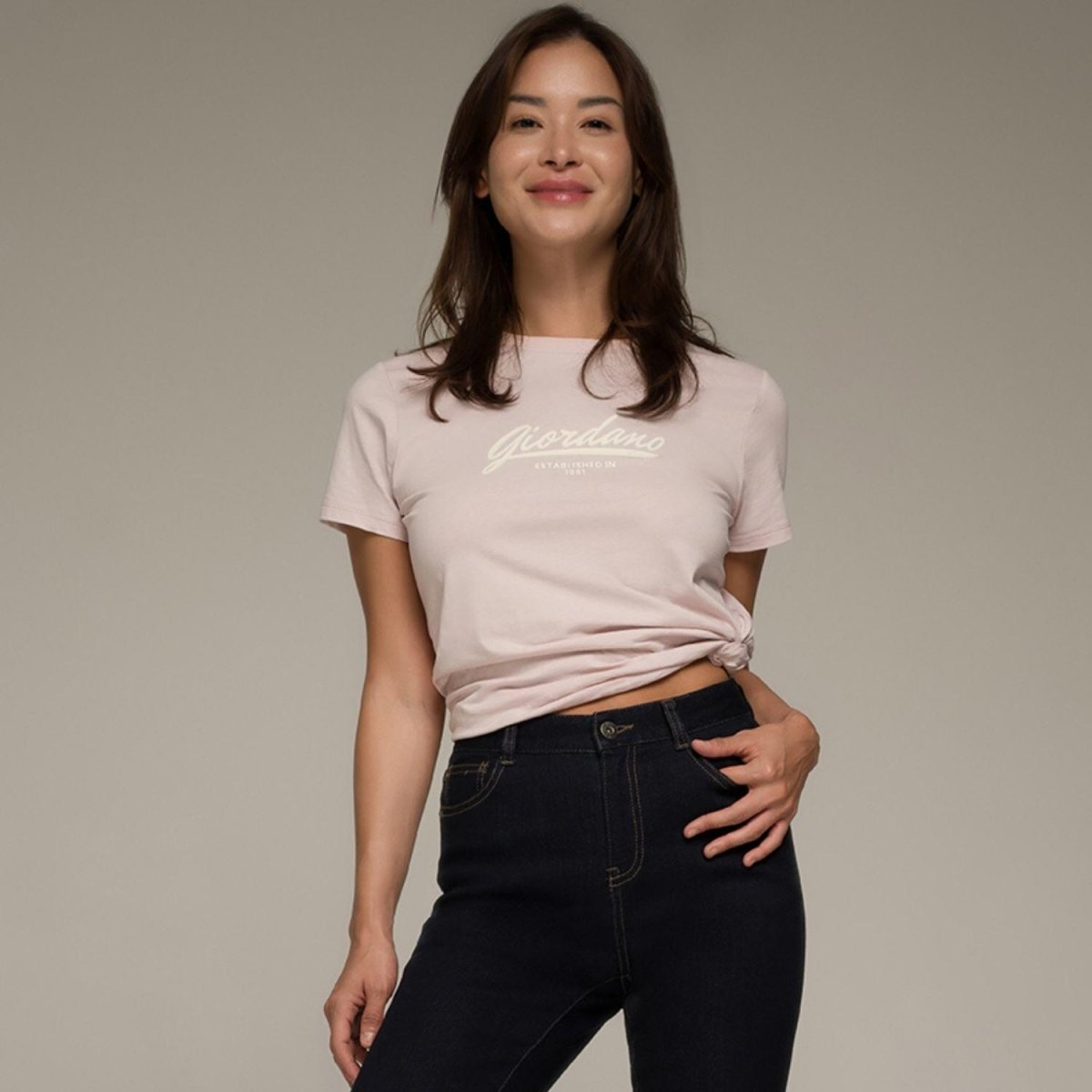 Women's Signature Print Tee – Comfort Fit Crew Neck - Giordano