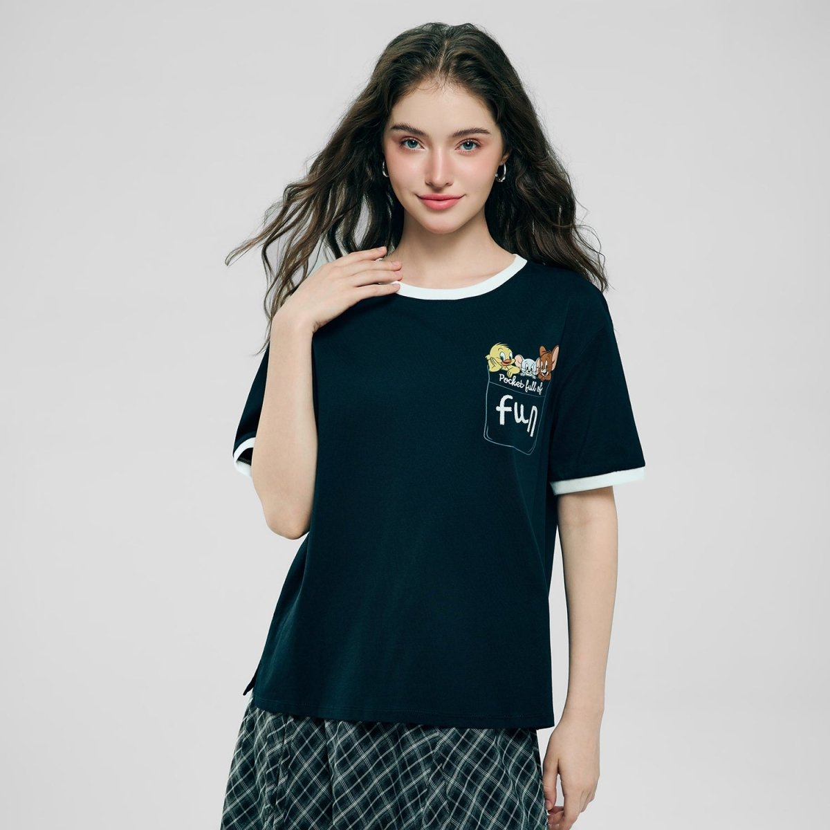 Giordano Women's Tom & Jerry Limited Edition Graphic Tee - Premium Print Tee