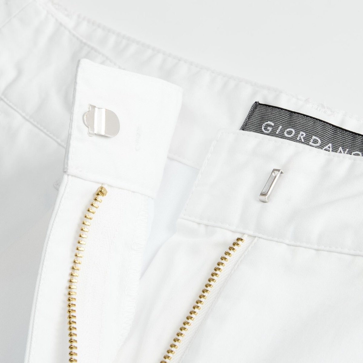 Women's Twill Wide Zipper Shorts | Korea Collection 26 - Shop Giordano